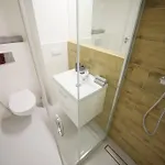 Bliska Wola Expo Apartman *