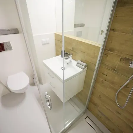 Bliska Wola Expo Apartment *