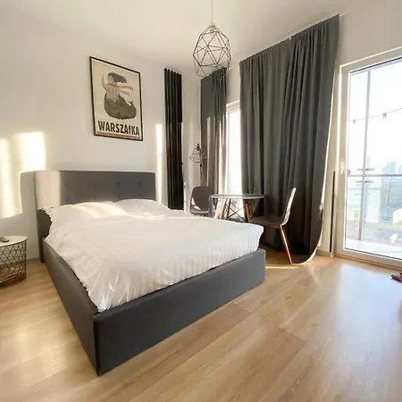 Bliska Wola Expo Apartment