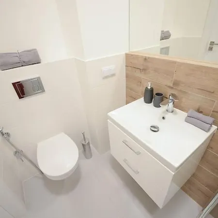 Bliska Wola Expo Apartment Warschau
